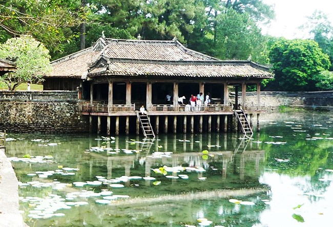 Lăng vua Tự Đức